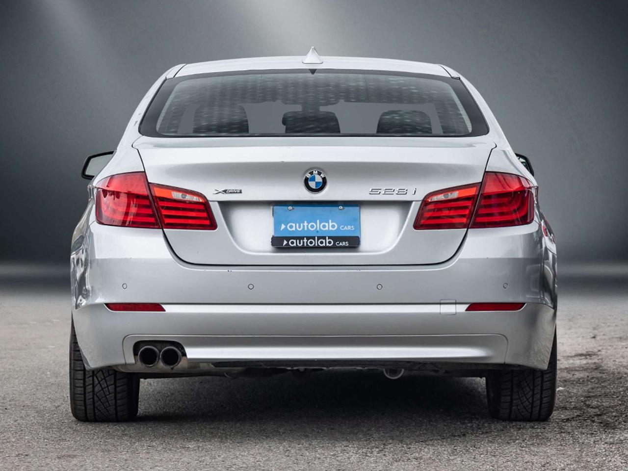 2013 BMW 5 Series 528i xDrive Photo