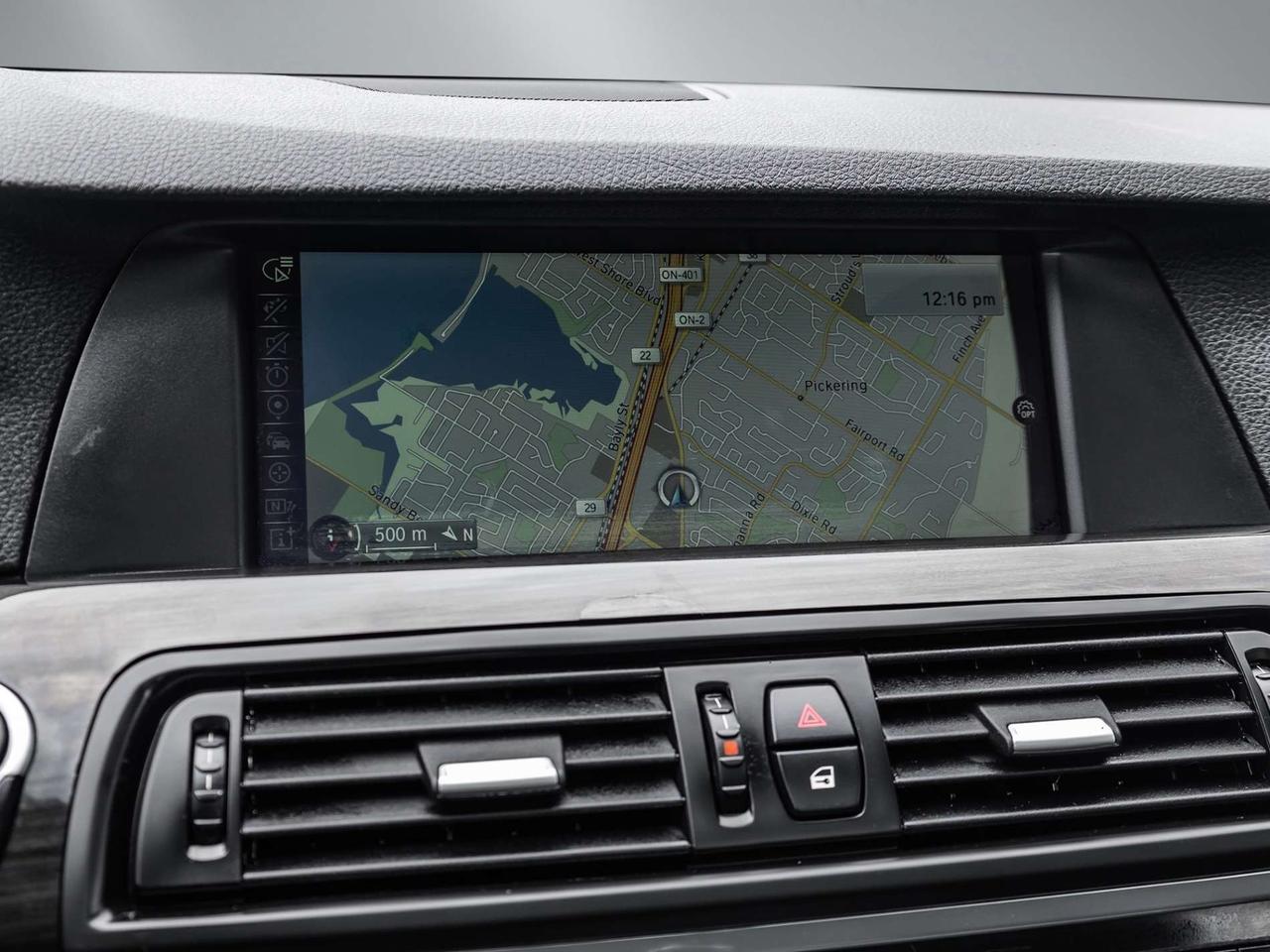 2013 BMW 5 Series 528i xDrive Photo