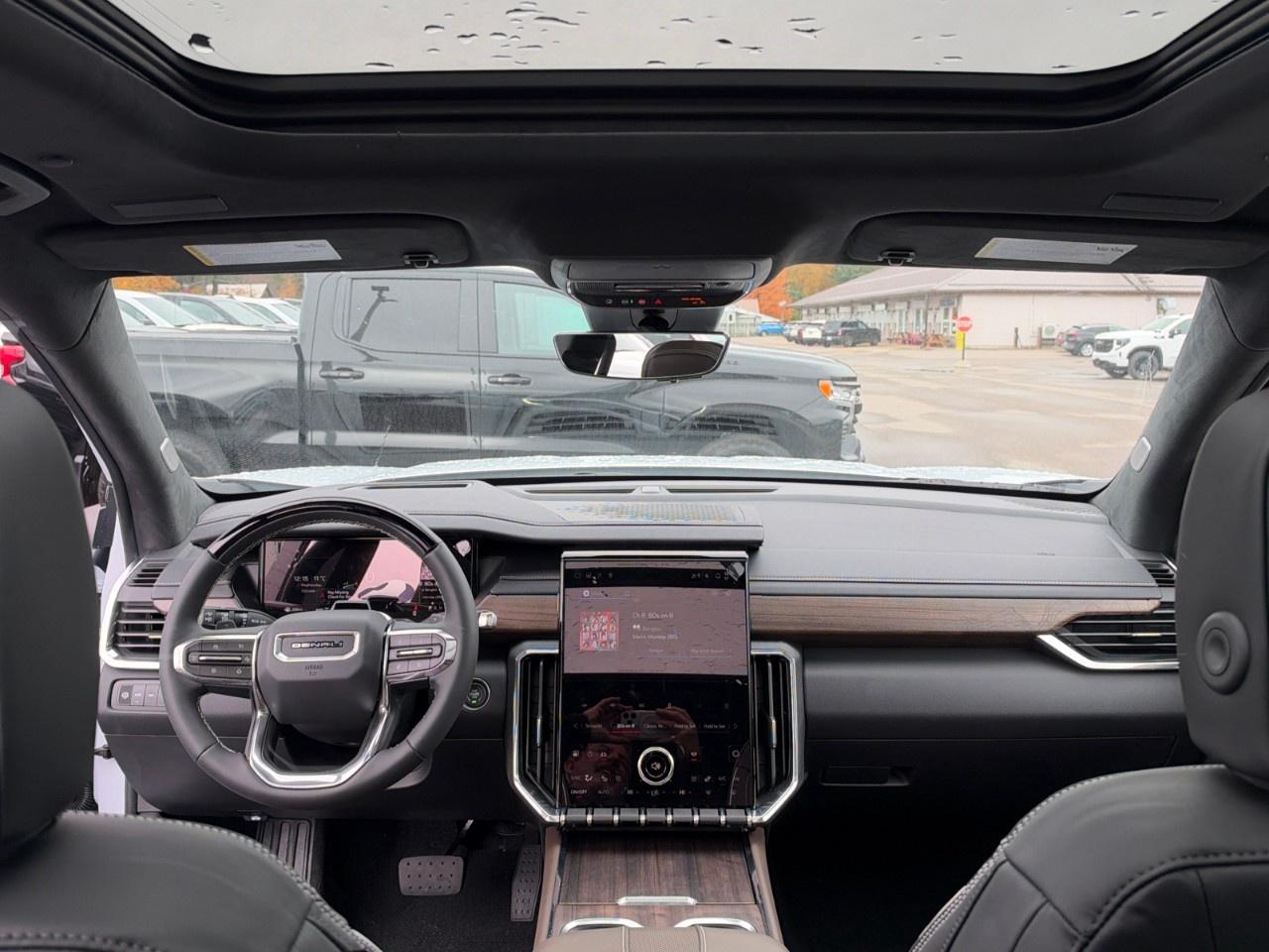 2027 GMC Acadia AWD Denali Ultimate Photo