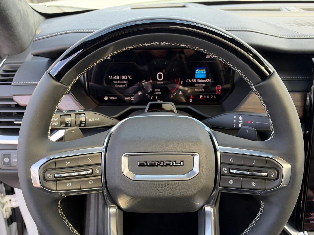 2027 GMC Acadia AWD Denali Ultimate Photo