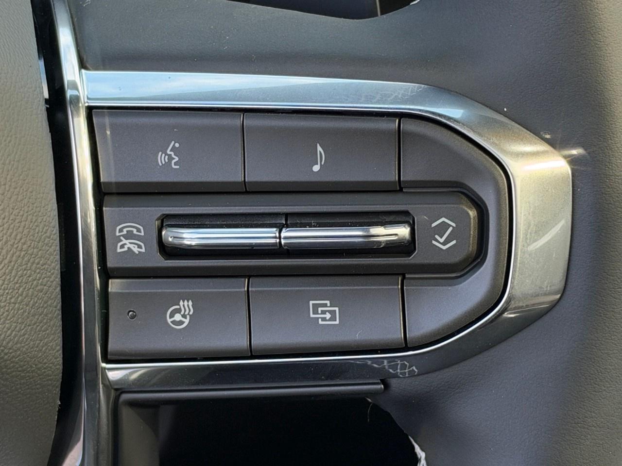 2027 GMC Acadia AWD Denali Ultimate Photo