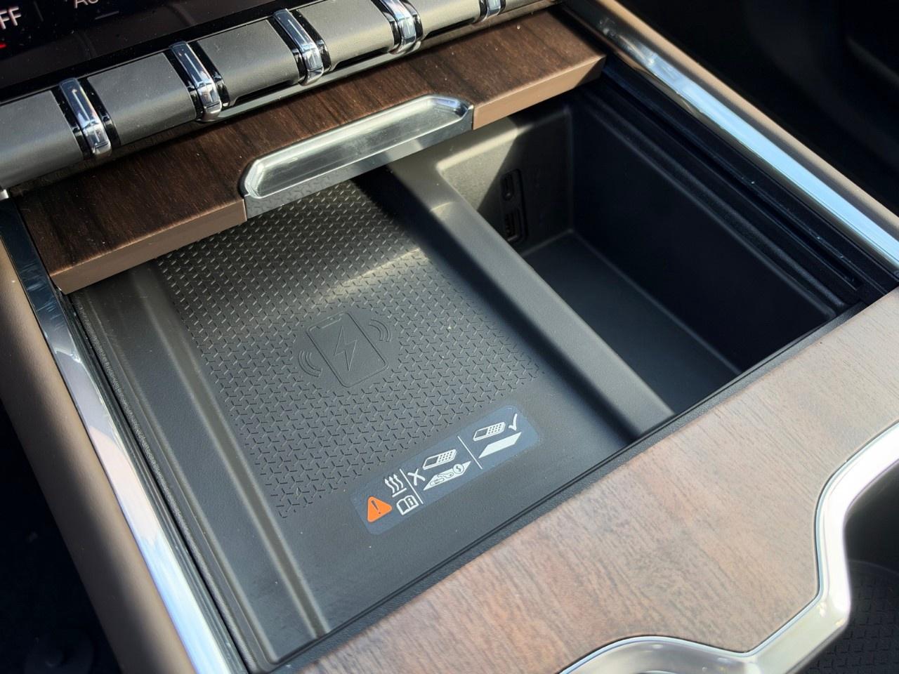 2027 GMC Acadia AWD Denali Ultimate Photo