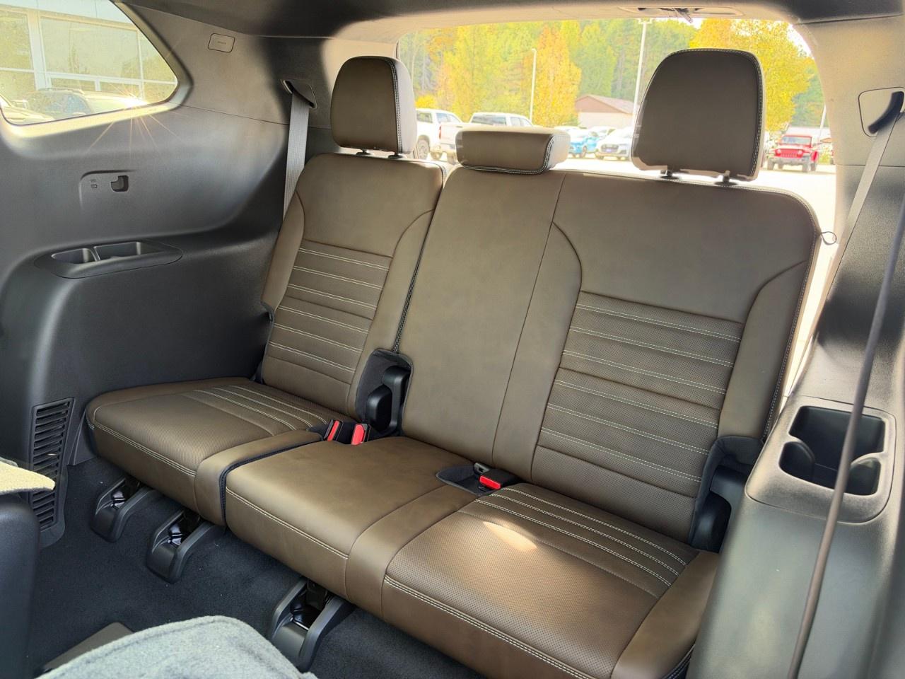 2027 GMC Acadia AWD Denali Ultimate Photo