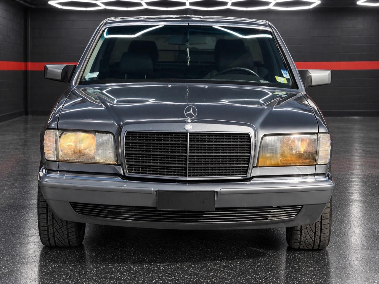 1990 Mercedes-Benz 560 Series 560SEL Photo5