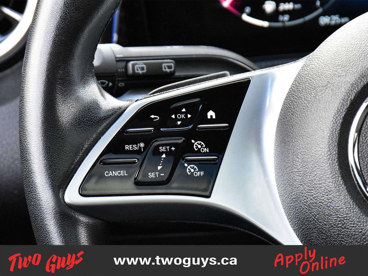2025 Mercedes-Benz GLB 4Matic AWD Panoroof Leather Nav Back Up Cam Photo