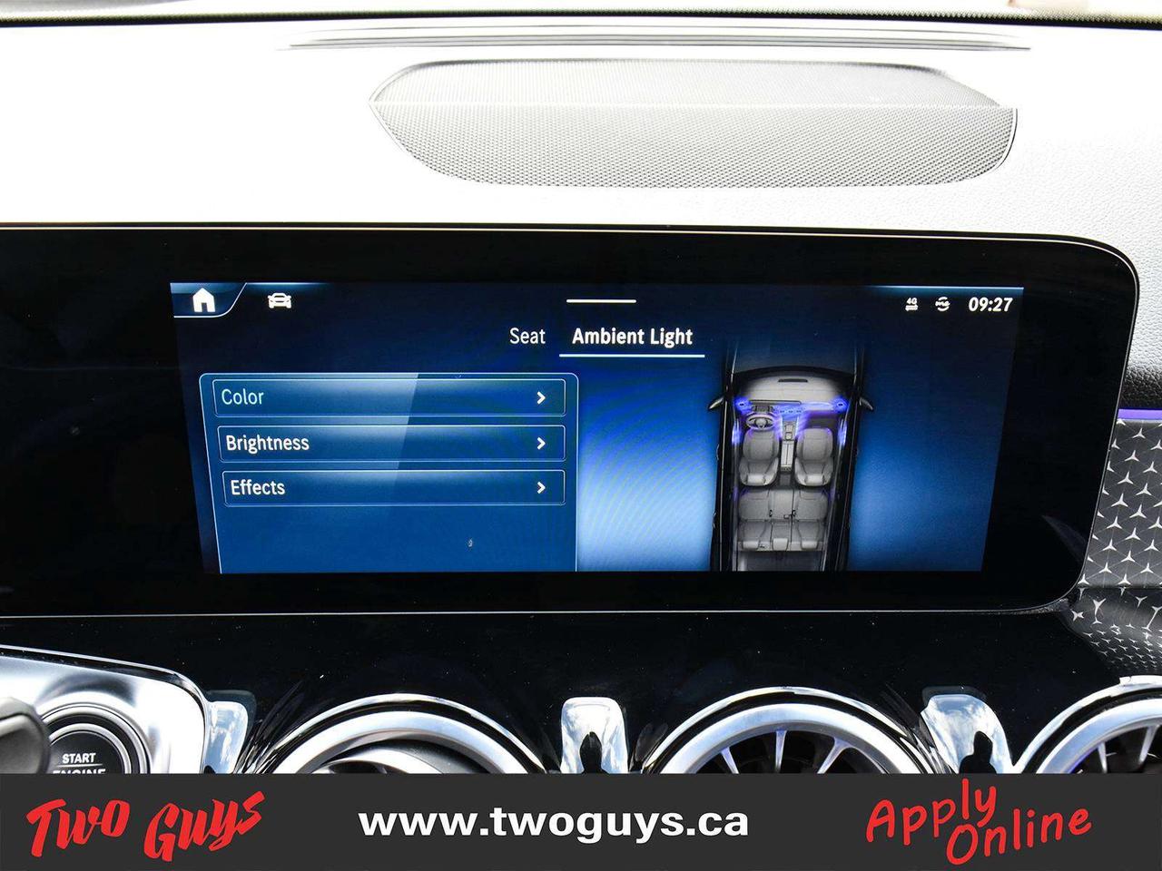 2025 Mercedes-Benz GLB 4Matic AWD Panoroof Leather Nav Back Up Cam Photo