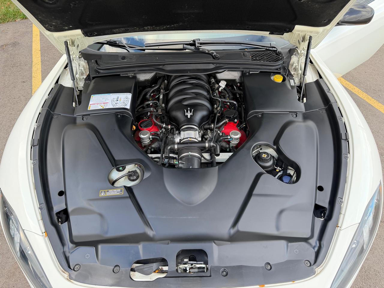 2015 Maserati GranTurismo MC *FERRARI BUILT V8 MOTOR* Photo