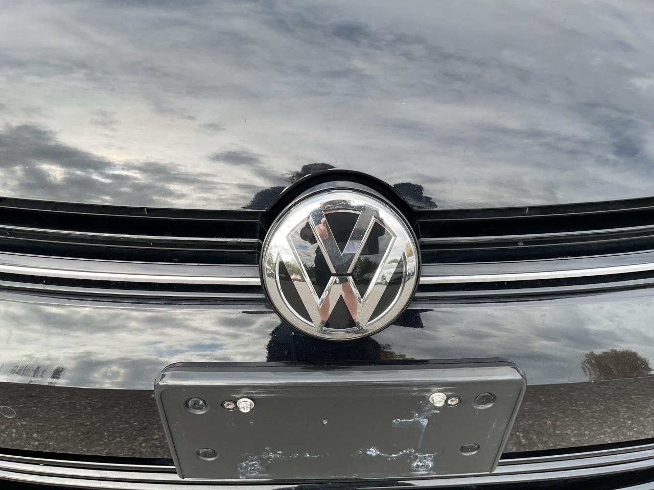 2018 Volkswagen Golf R 2.0 TSI (DSG) 4dr All-Wheel Drive 4MOTION Hatchback Photo