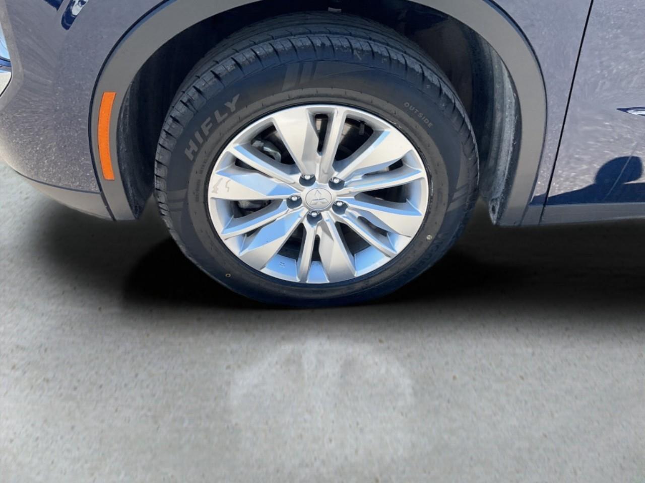 2025 Mitsubishi Outlander ES 4dr S-AWC Photo
