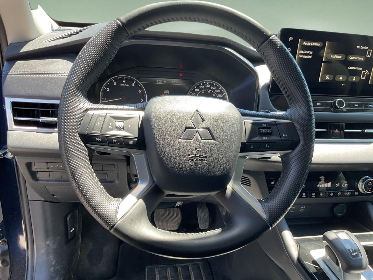 2025 Mitsubishi Outlander ES 4dr S-AWC Photo