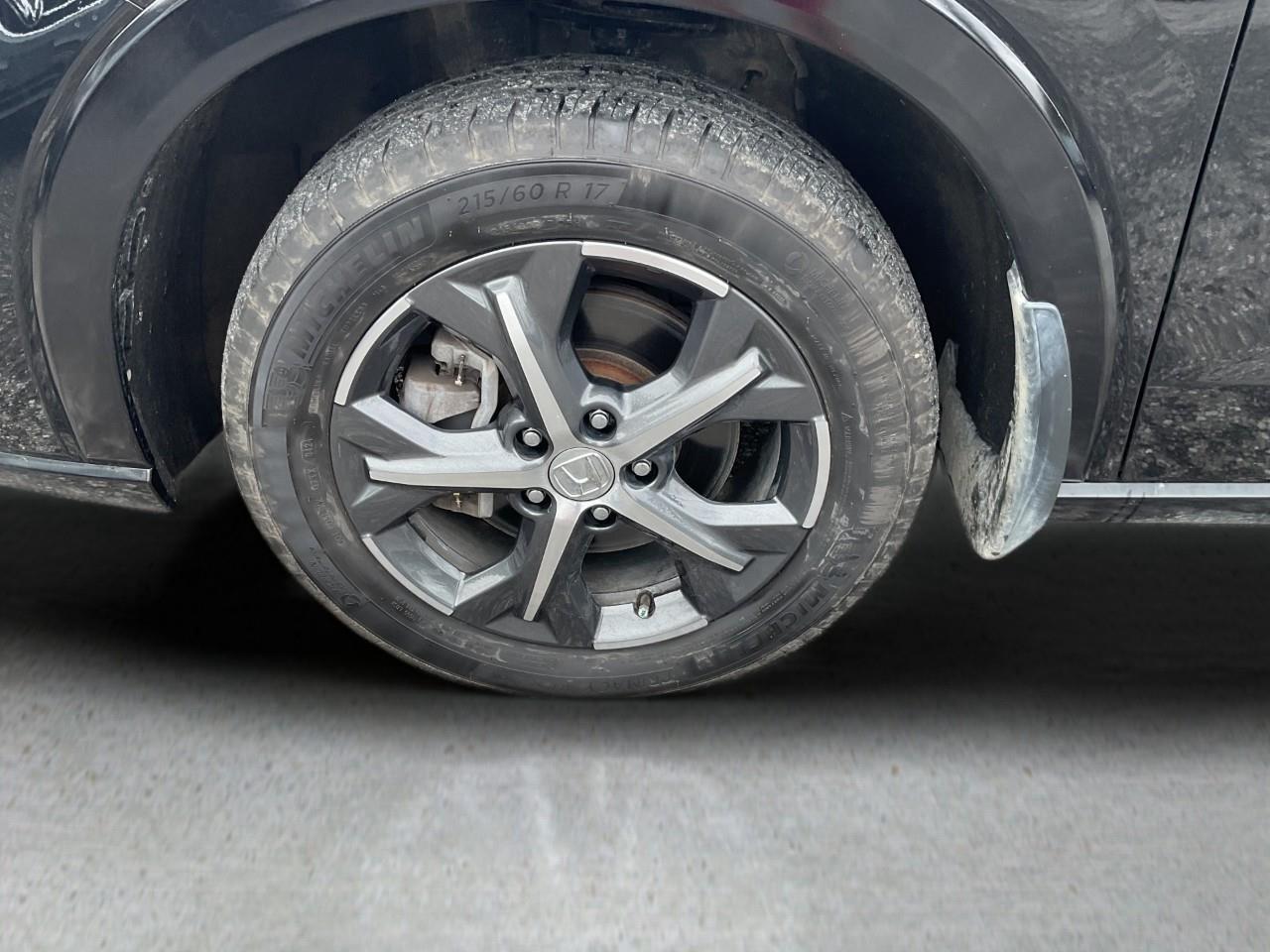 2024 Honda HR-V EX-L Navi 4dr All-Wheel Drive Photo