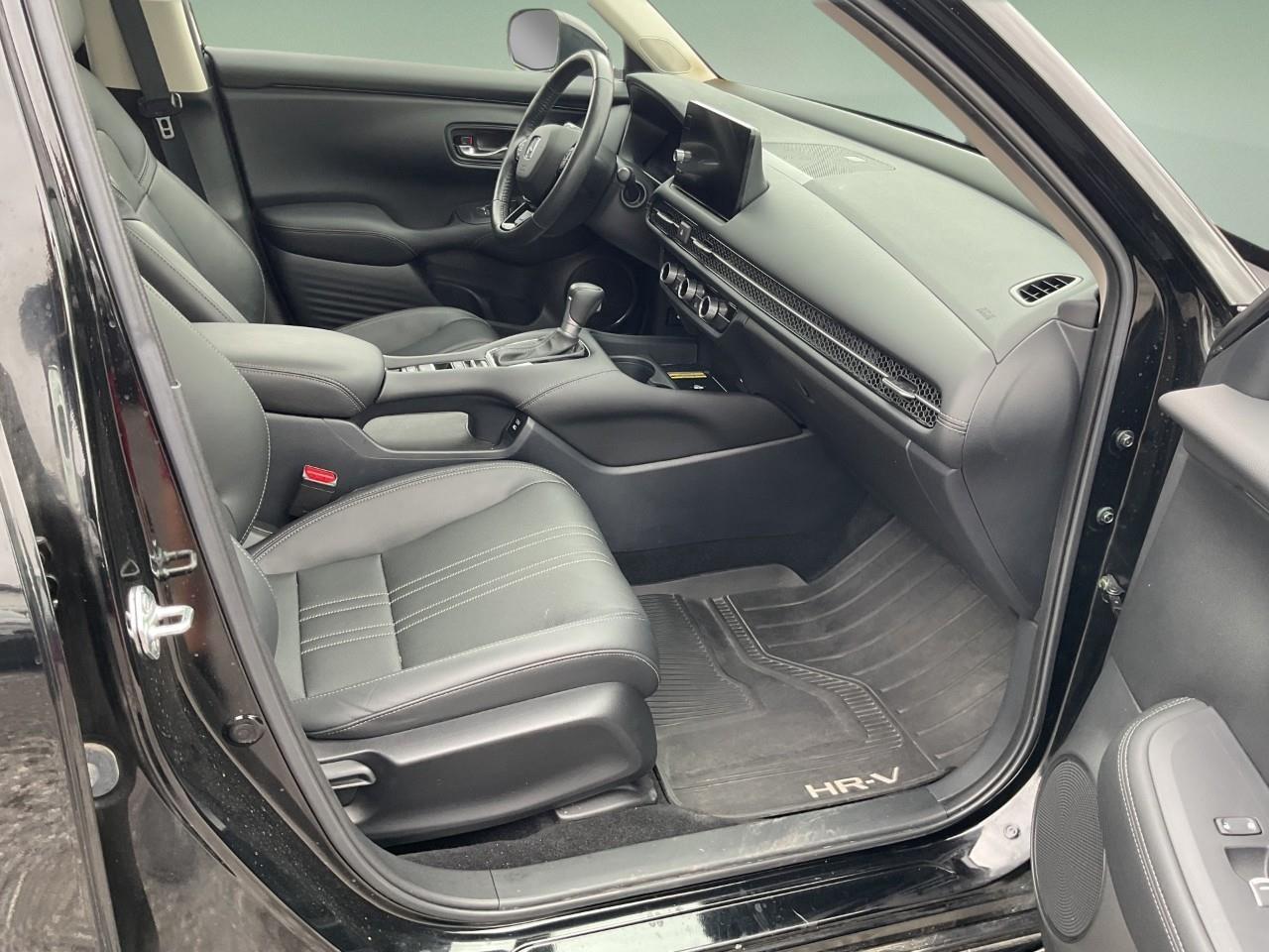 2024 Honda HR-V EX-L Navi 4dr All-Wheel Drive Photo
