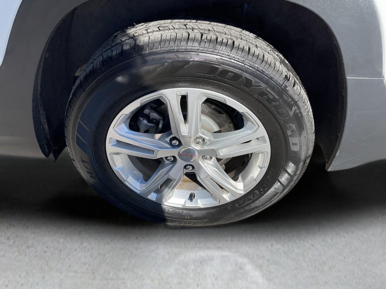 2024 GMC Terrain SLE 4dr All-Wheel Drive Photo