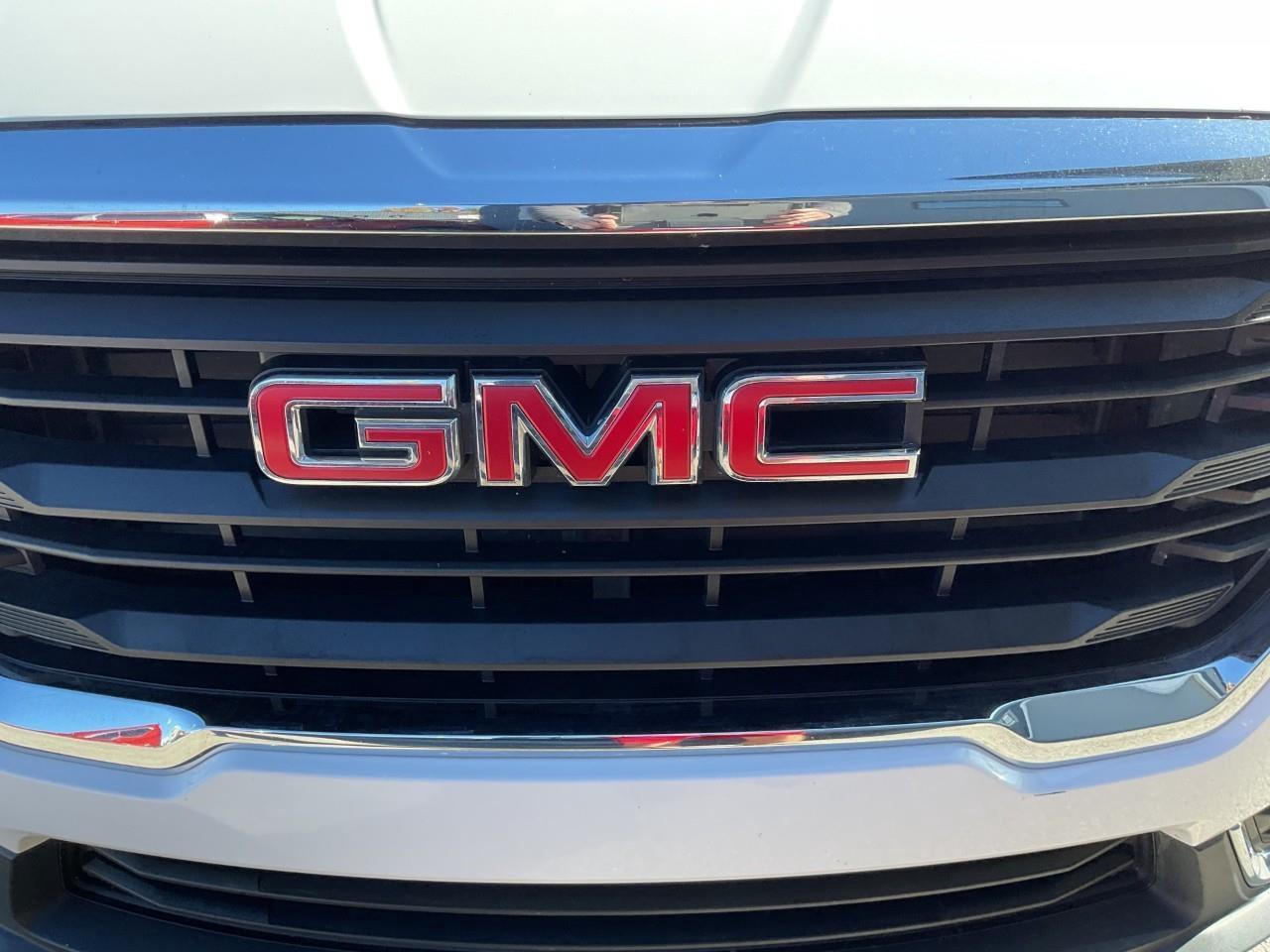 2024 GMC Terrain SLE 4dr All-Wheel Drive Photo