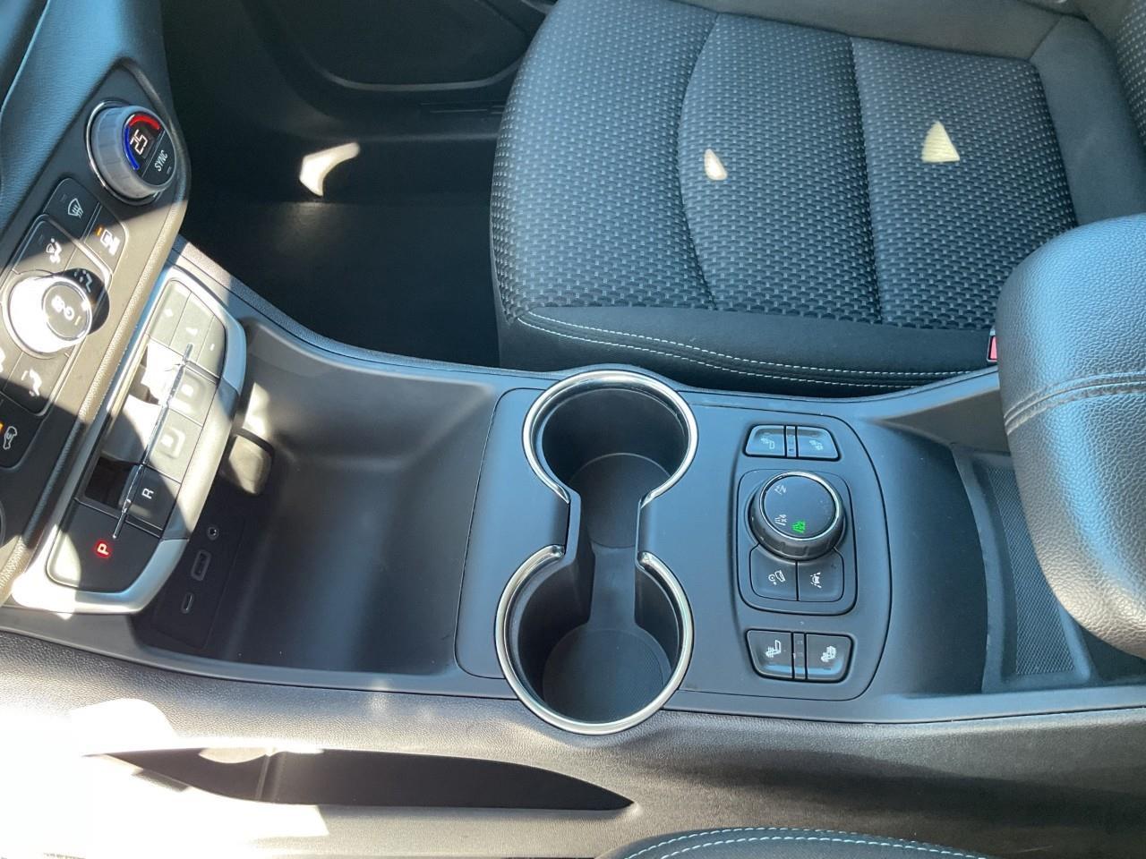2024 GMC Terrain SLE 4dr All-Wheel Drive Photo