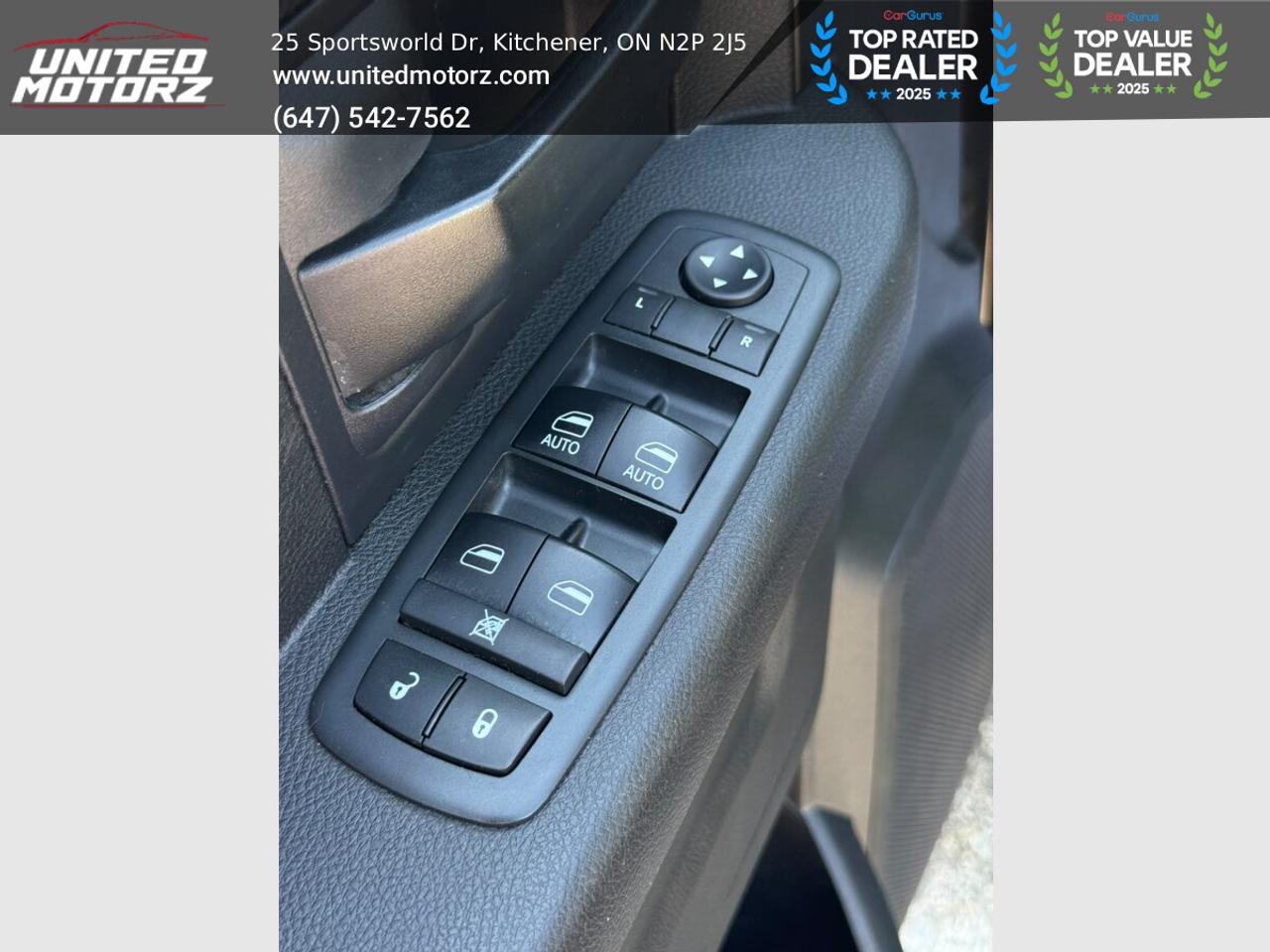 2017 RAM 1500 ST CREW CAB 140.5" 4WD 5.7L~SAFETY CERTIFIED~ Photo