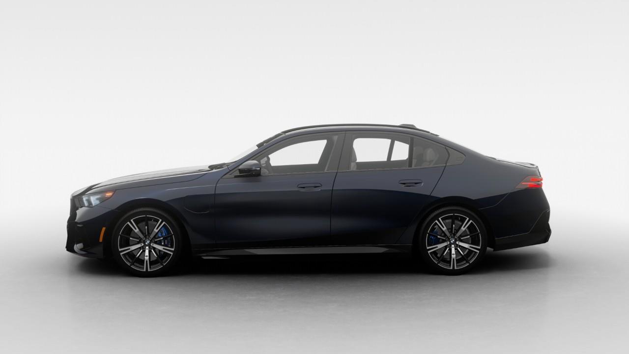 2027 BMW 550e xDrive 4dr All-Wheel Drive Sedan Photo