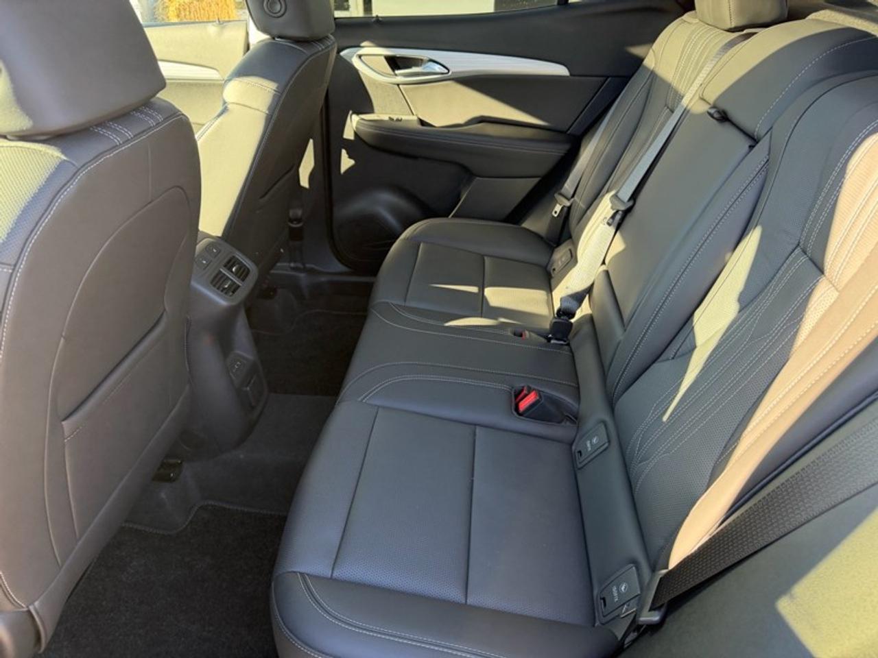 2025 Buick Envision AWD 4dr Avenir Photo