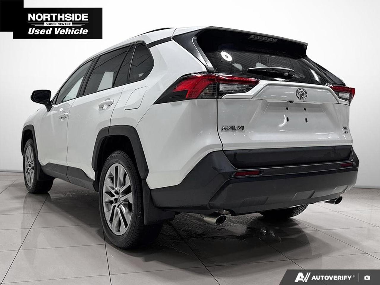 2023 Toyota RAV4 XLE AWD Photo4