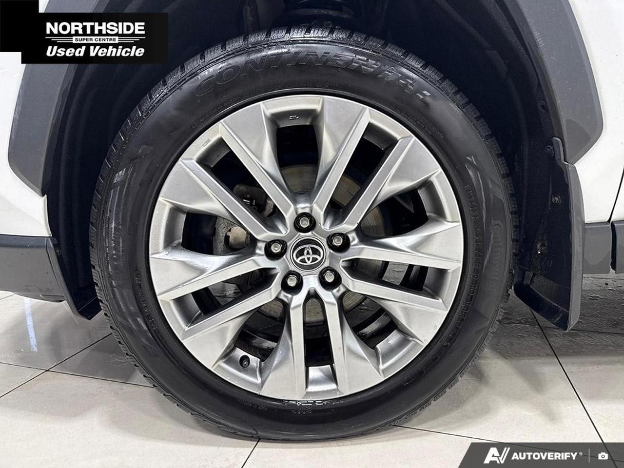 2023 Toyota RAV4 XLE AWD Photo
