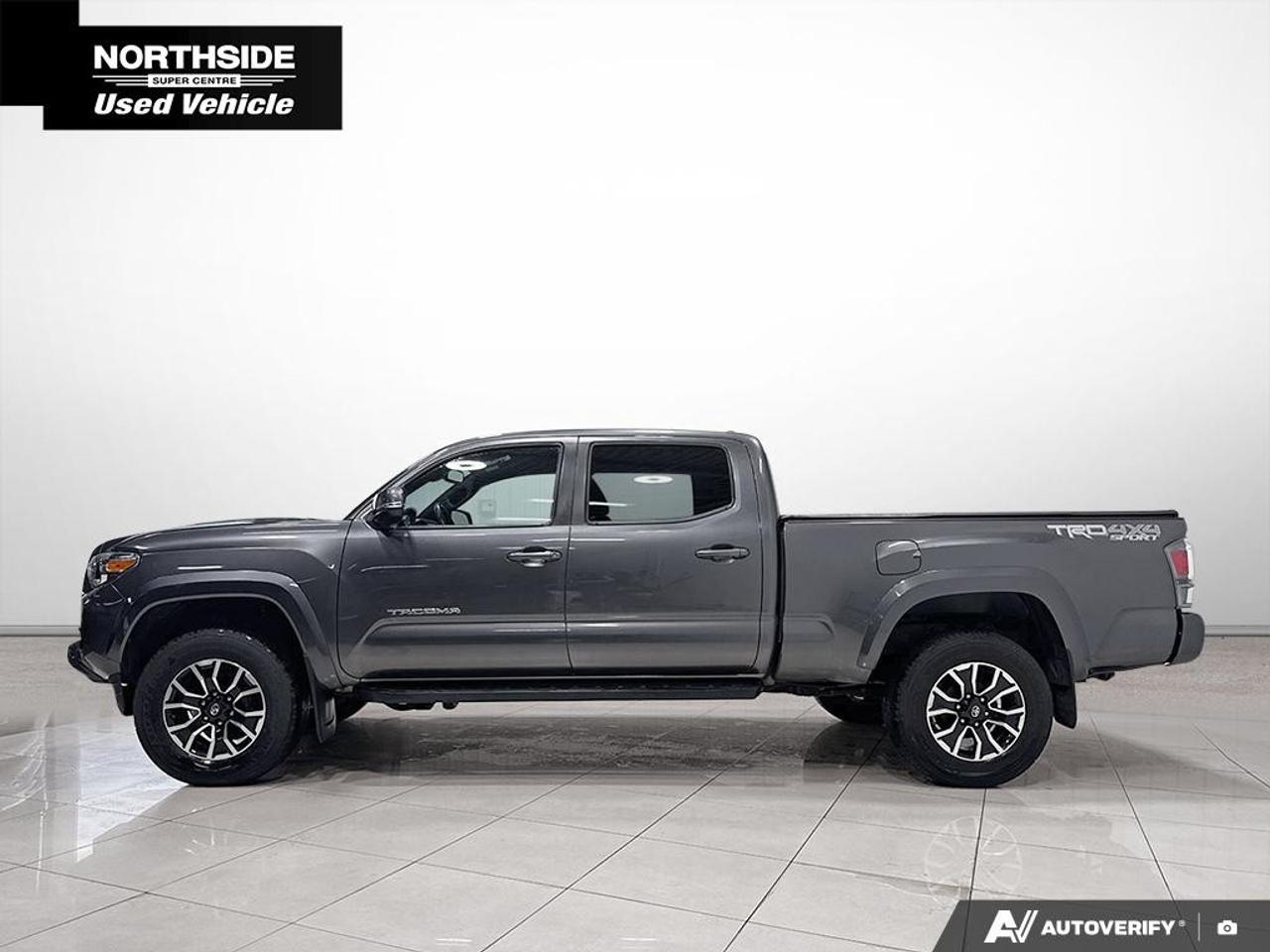2021 Toyota Tacoma 4x4 Double Cab Auto Photo2