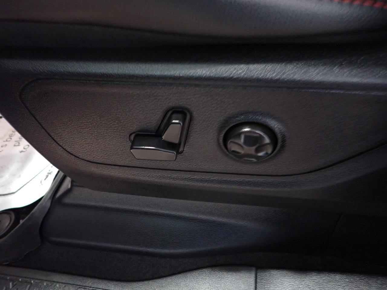 2025 RAM 1500 Rebel X PKG 4WD 5'7 BOX LEATHER NAVI SUNROOF Photo