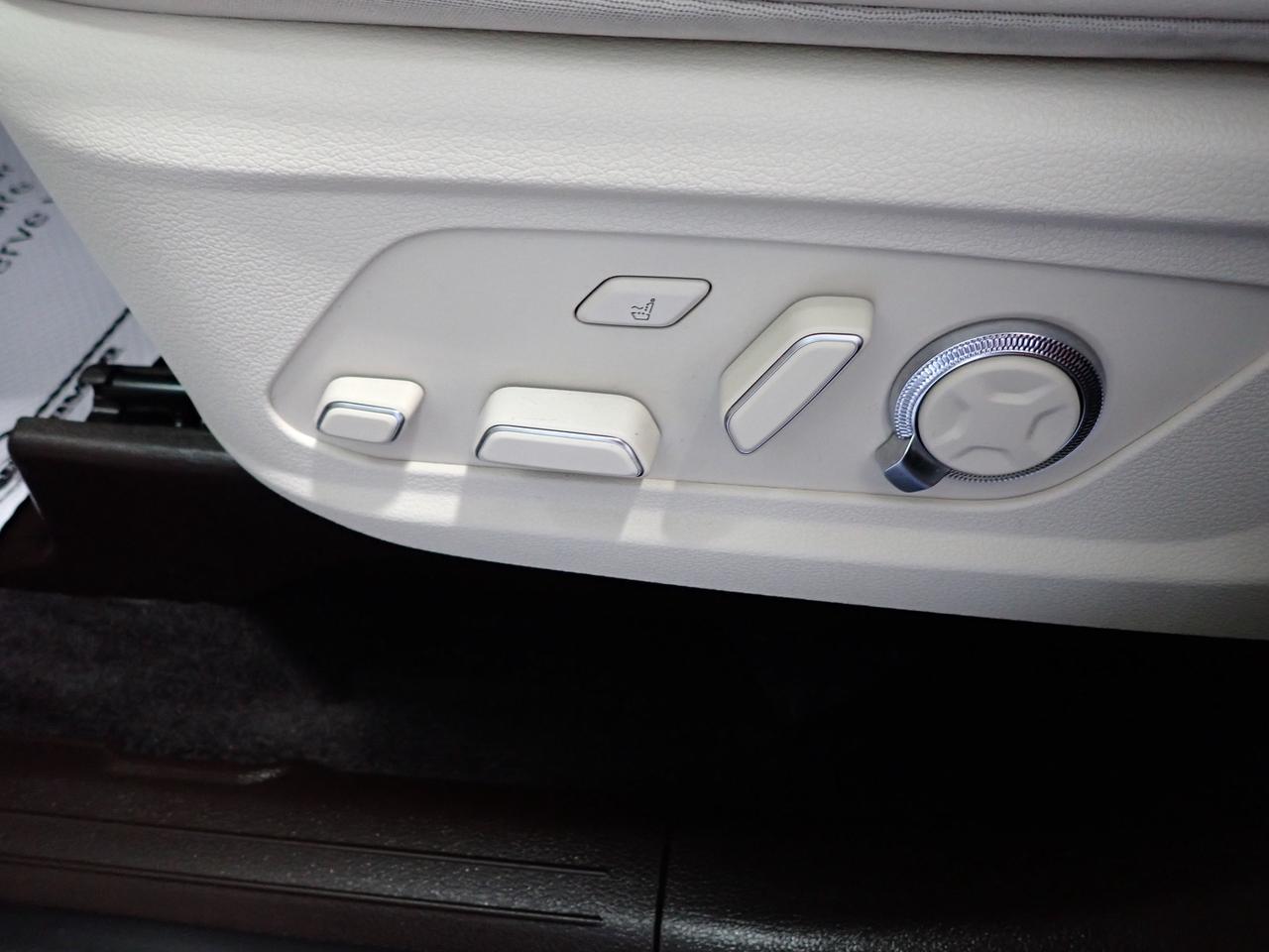 2025 Hyundai PALISADE Ultimate Calligraphy 7-PASS 4WD LEATHER NAVI SUNROOF Photo