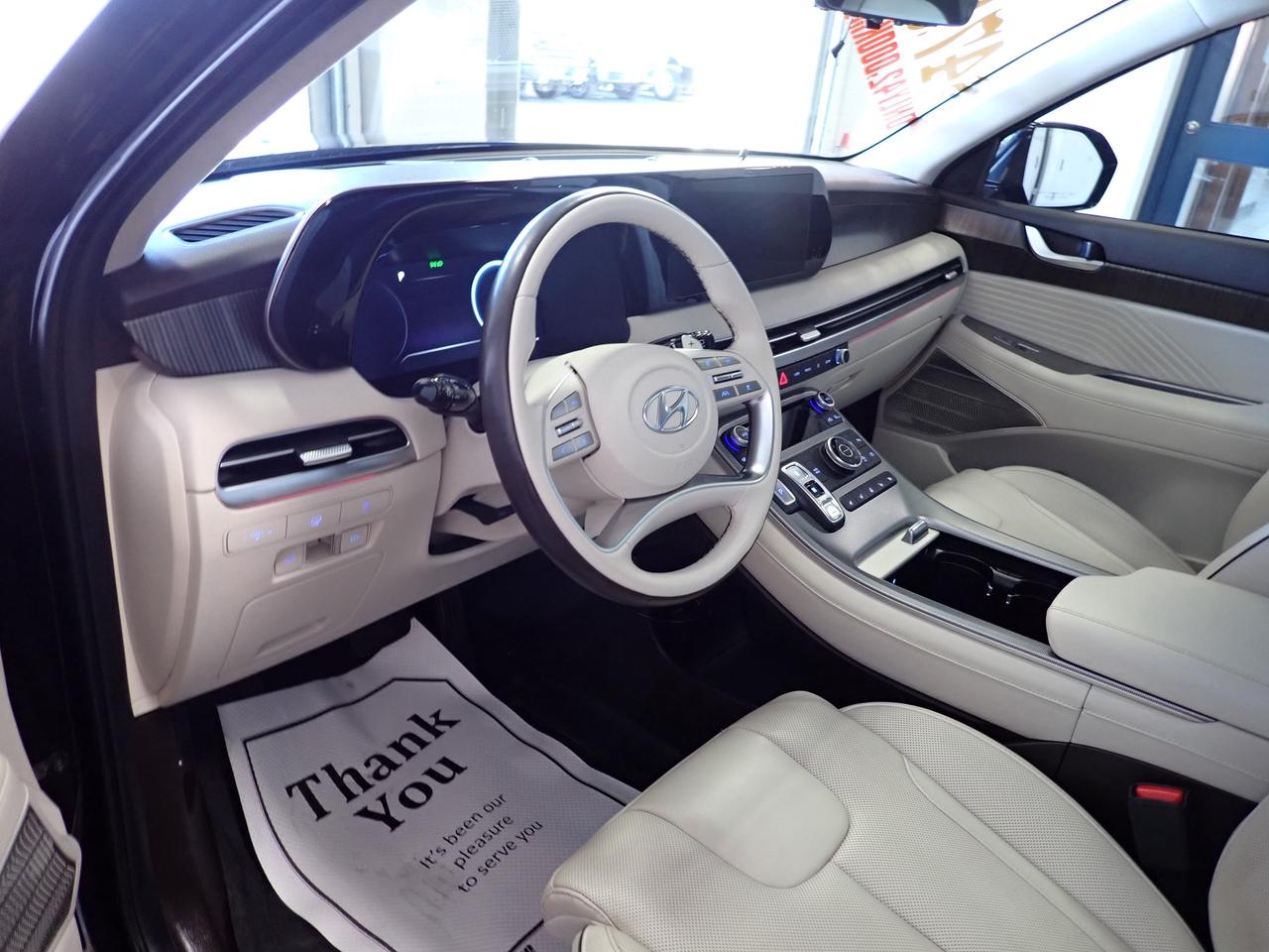 2025 Hyundai PALISADE Ultimate Calligraphy 7-PASS 4WD LEATHER NAVI SUNROOF Photo
