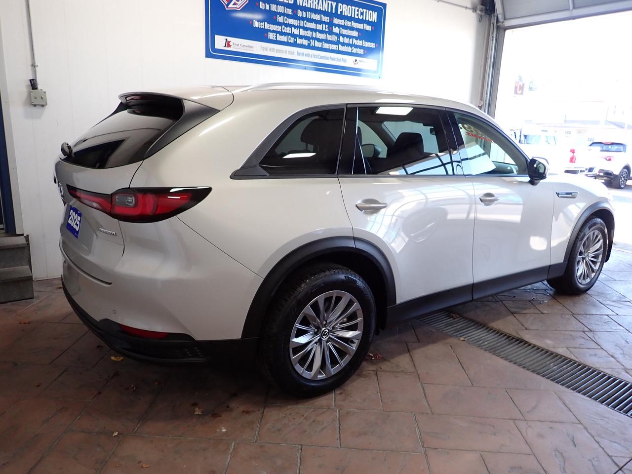 2025 Mazda CX-90 MHEV GS-L AWD *HYBRID* LEATHER NAVI SUNROOF Photo1