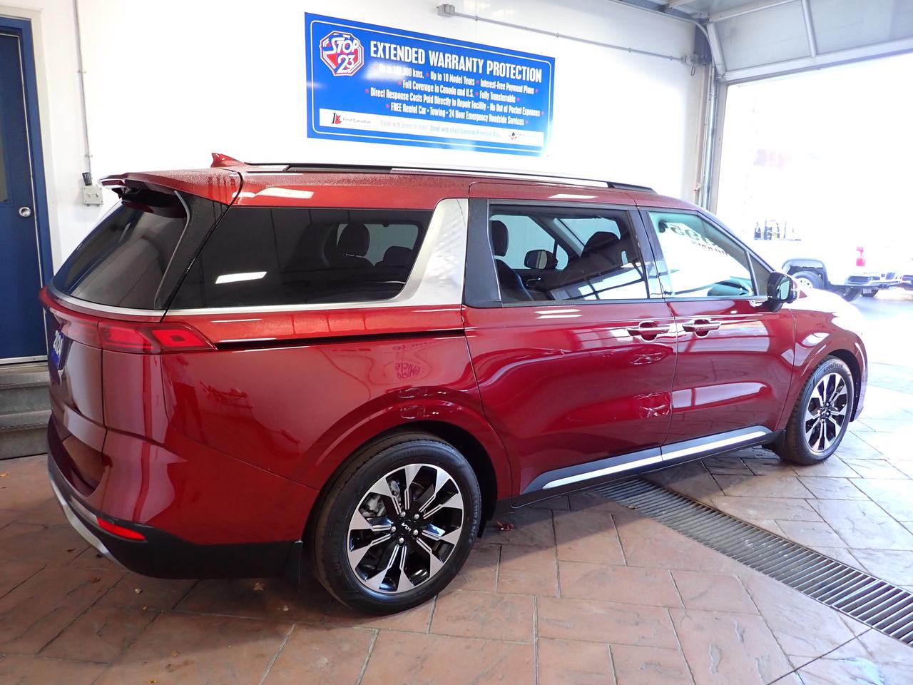 2024 Kia Carnival EX FWD LEATHER NAVI 8 PASS Photo1