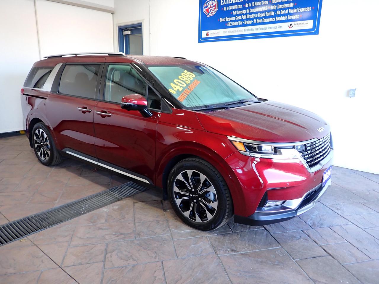 2024 Kia Carnival EX FWD LEATHER NAVI 8 PASS Photo0