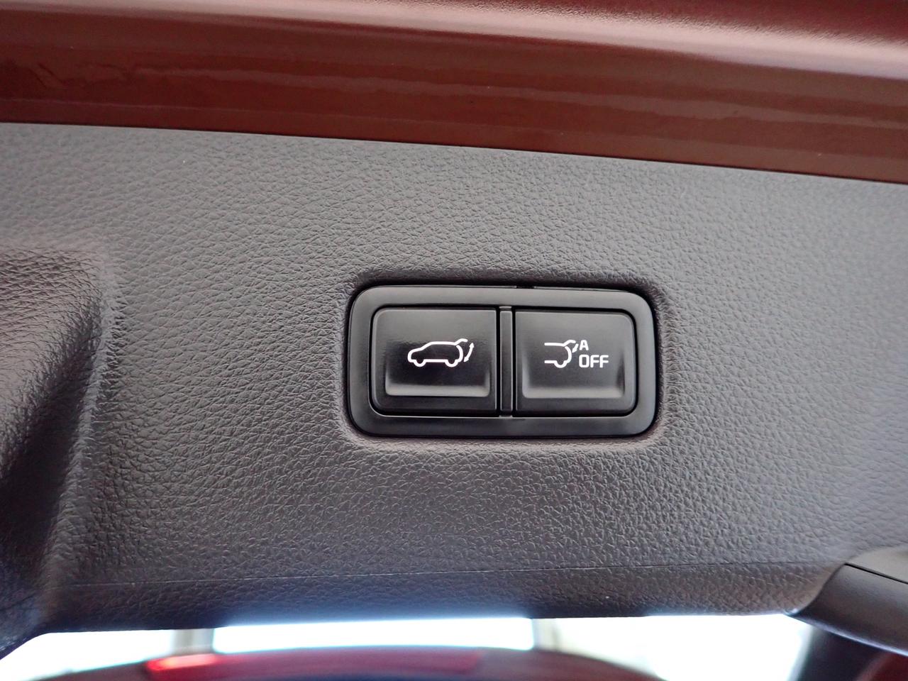 2024 Kia Carnival EX FWD LEATHER NAVI 8 PASS Photo