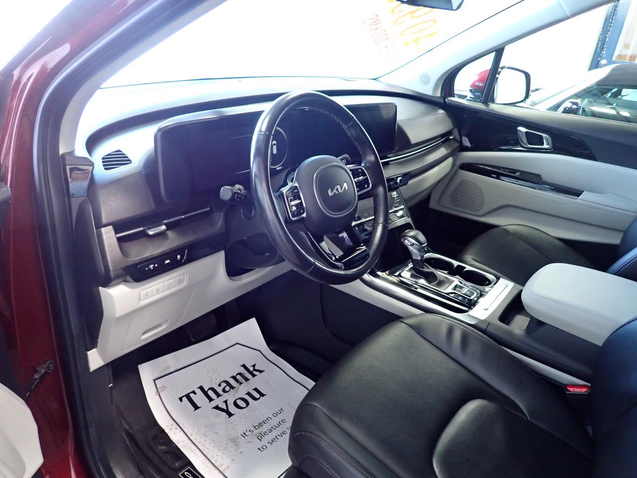 2024 Kia Carnival EX FWD LEATHER NAVI 8 PASS Photo