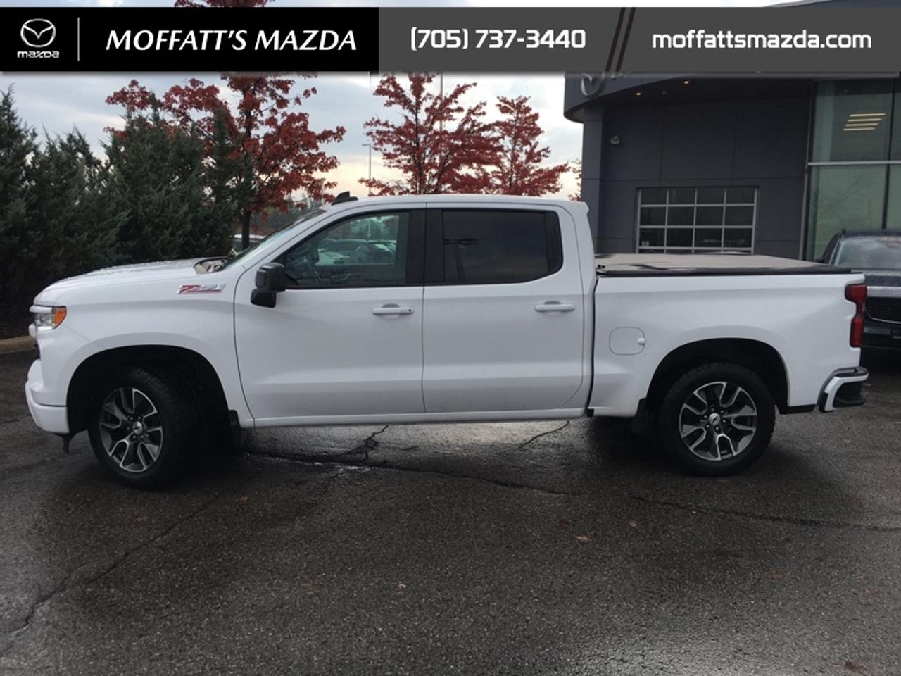 2022 Chevrolet Silverado 1500 RST Photo1