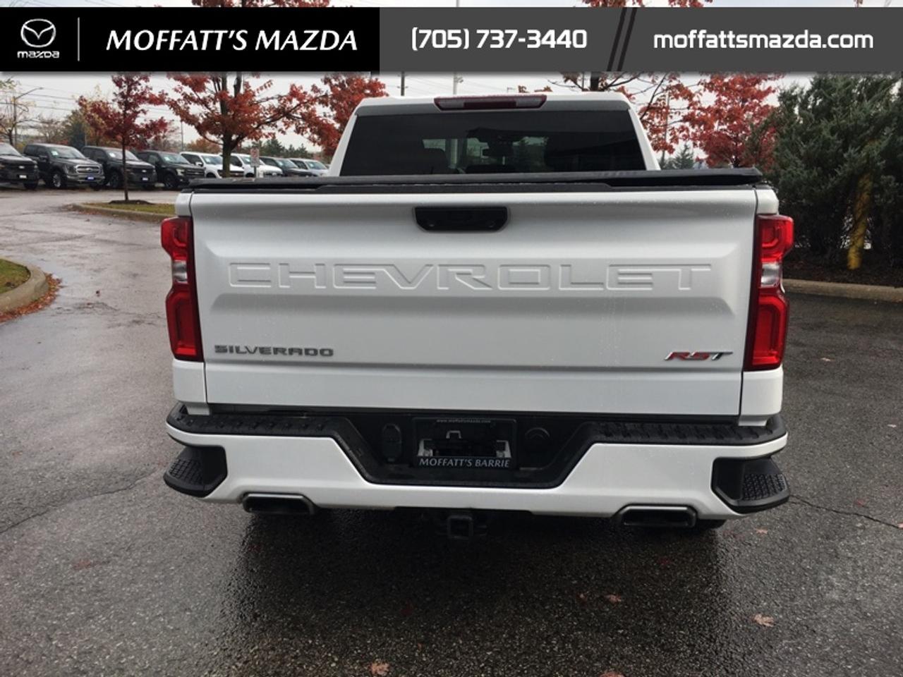 2022 Chevrolet Silverado 1500 RST Photo3