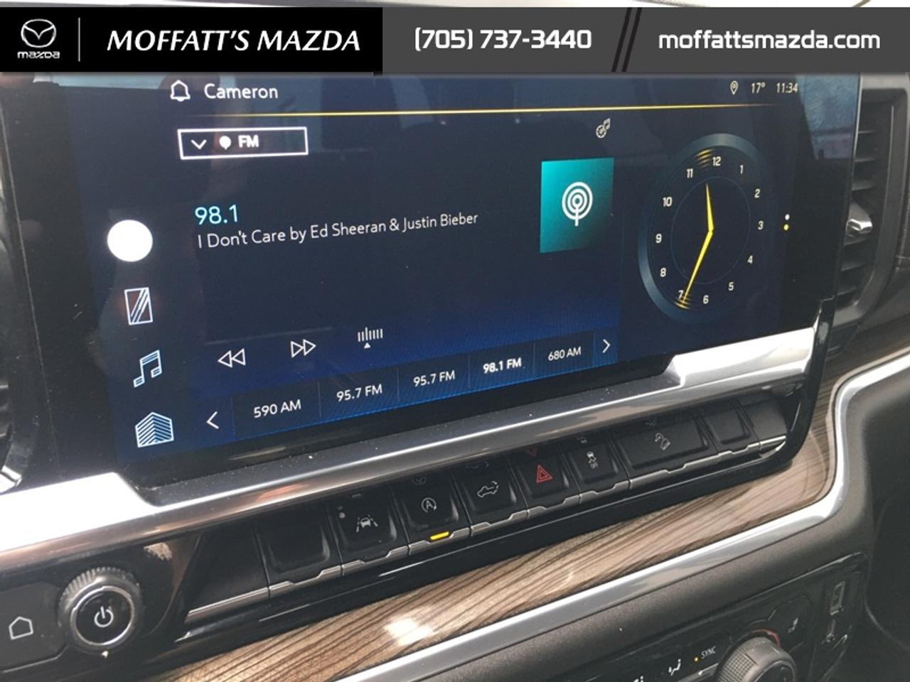 2022 Chevrolet Silverado 1500 RST Photo
