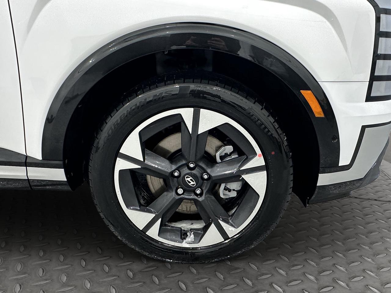 2027 Hyundai Palisade Hybrid Luxury Photo