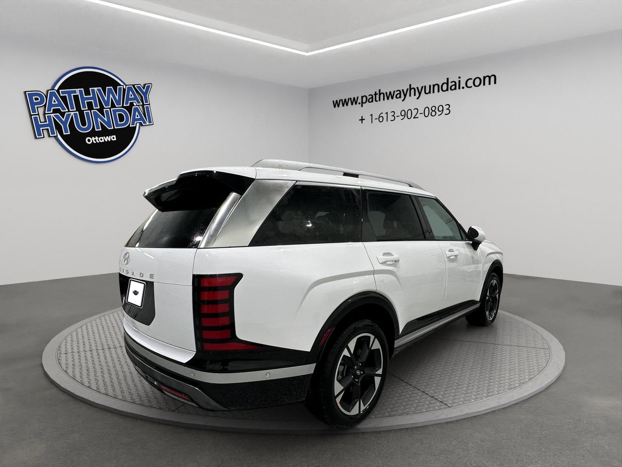 2027 Hyundai Palisade Hybrid Luxury Photo3
