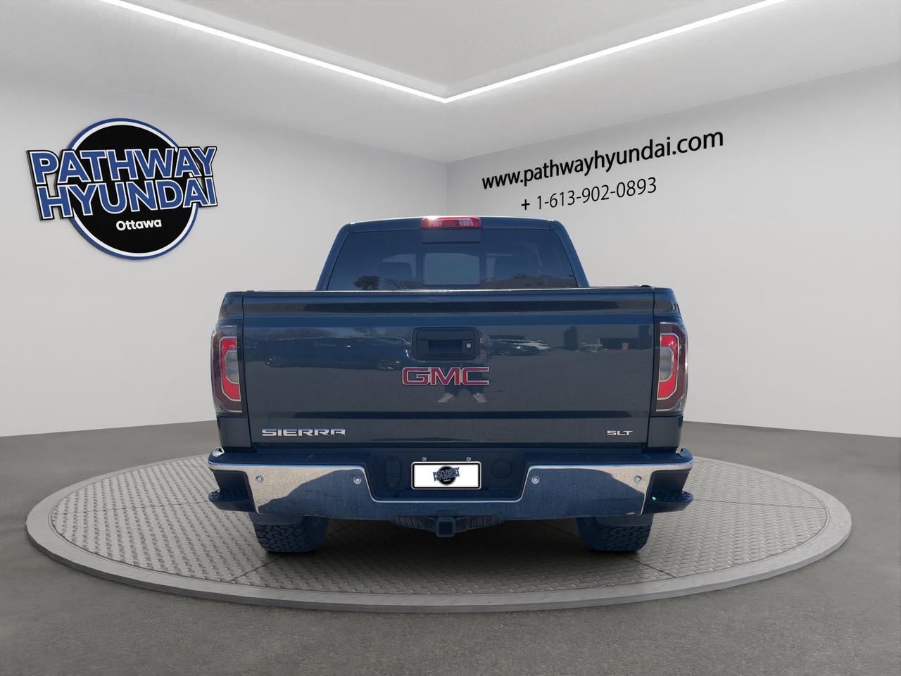 2018 GMC Sierra 1500 SLT | Front Collision Warning | Lane Keep Assist | Lane Departure Warning |  Tow Hitch | Photo4
