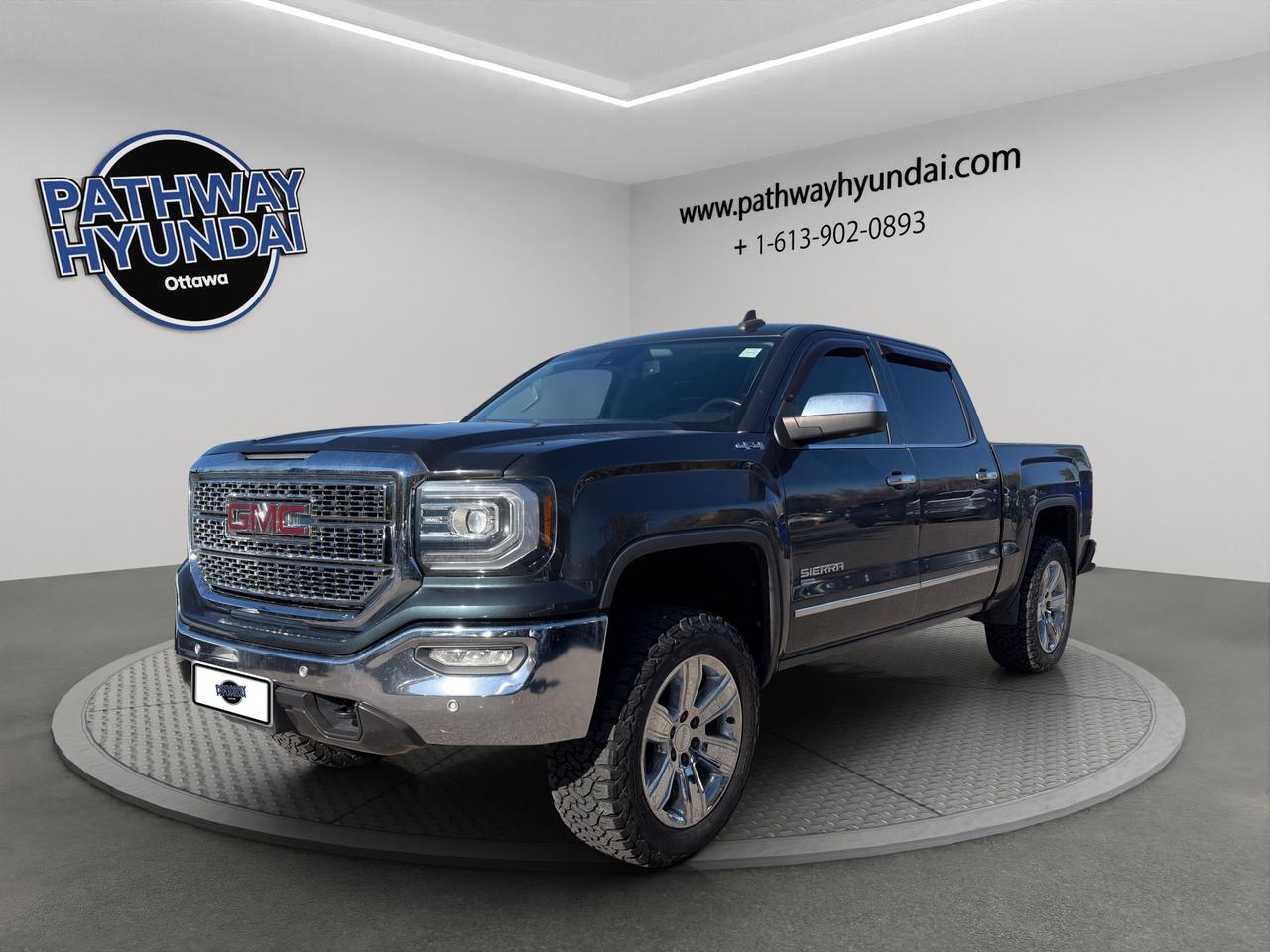 2018 GMC Sierra 1500 SLT | Front Collision Warning | Lane Keep Assist | Lane Departure Warning |  Tow Hitch | Photo