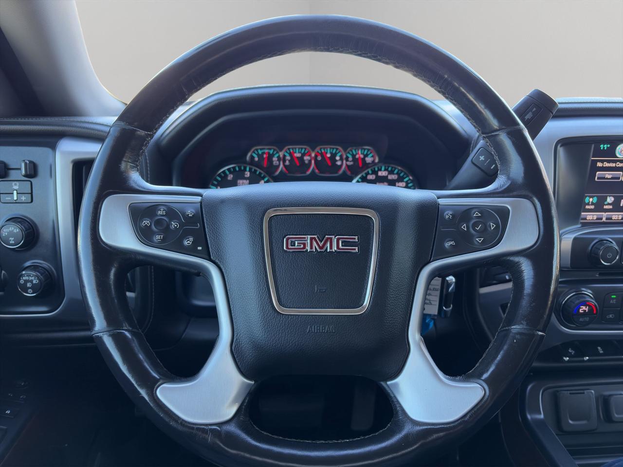 2018 GMC Sierra 1500 SLT | Front Collision Warning | Lane Keep Assist | Lane Departure Warning |  Tow Hitch | Photo