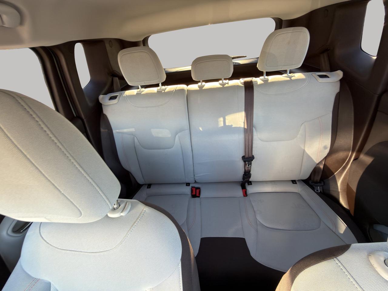 2016 Jeep Renegade North | Blind Spot Monitor | Dual Sunroof | Break Assist & Ant-Lock Breaks | | Photo