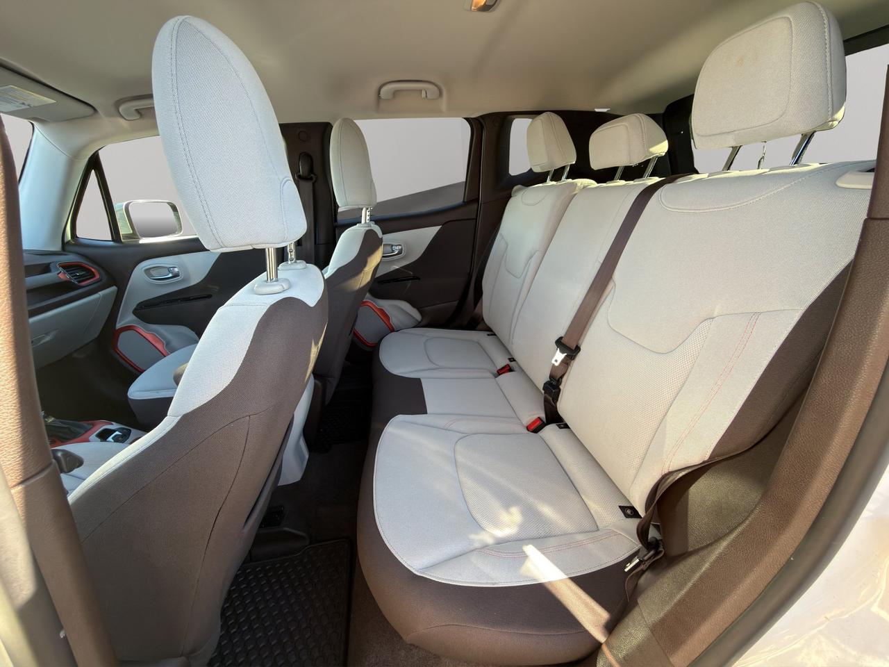 2016 Jeep Renegade North | Blind Spot Monitor | Dual Sunroof | Break Assist & Ant-Lock Breaks | | Photo