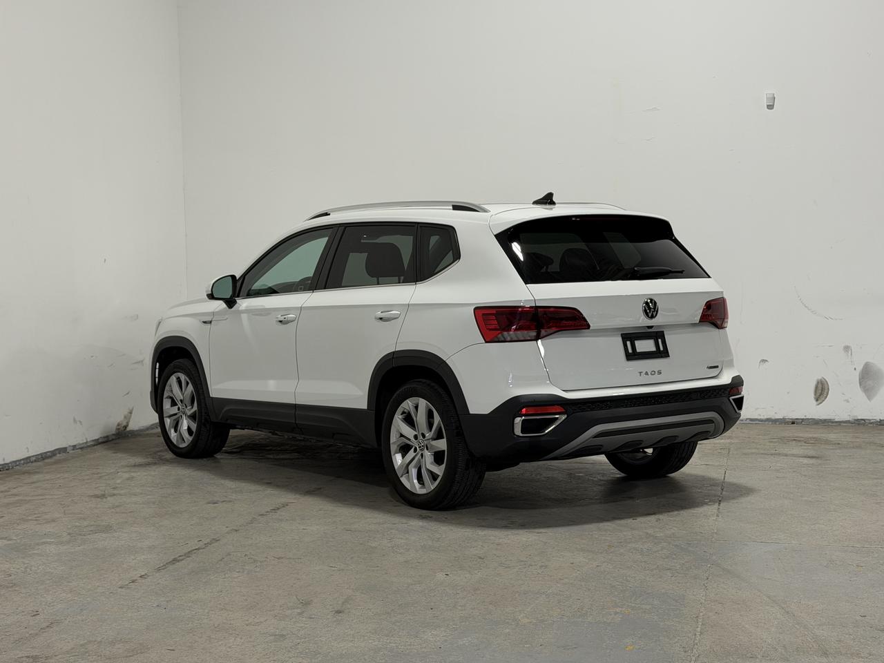 2022 Volkswagen Taos Comfortline Photo3