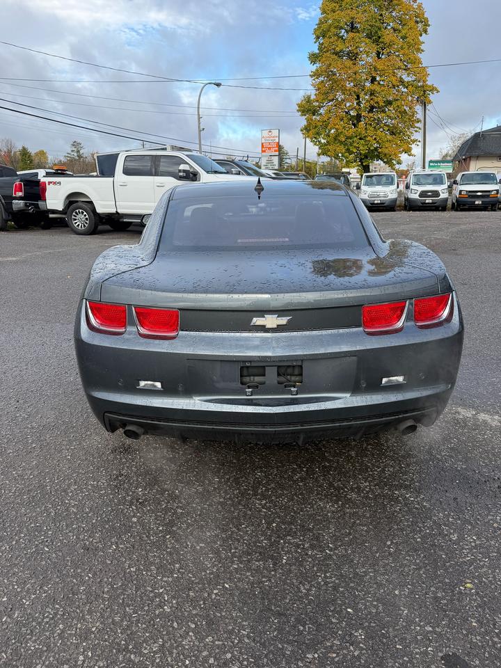 2011 Chevrolet Camaro 2LT Photo3