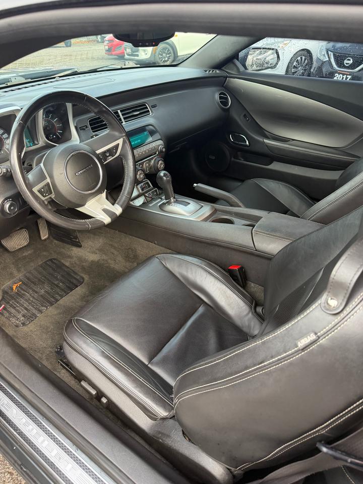 2011 Chevrolet Camaro 2LT Photo
