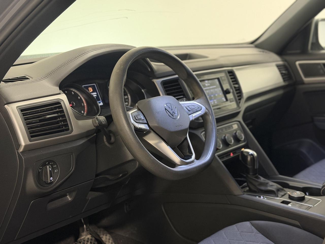 2020 Volkswagen Atlas Cross Sport Trendline Photo