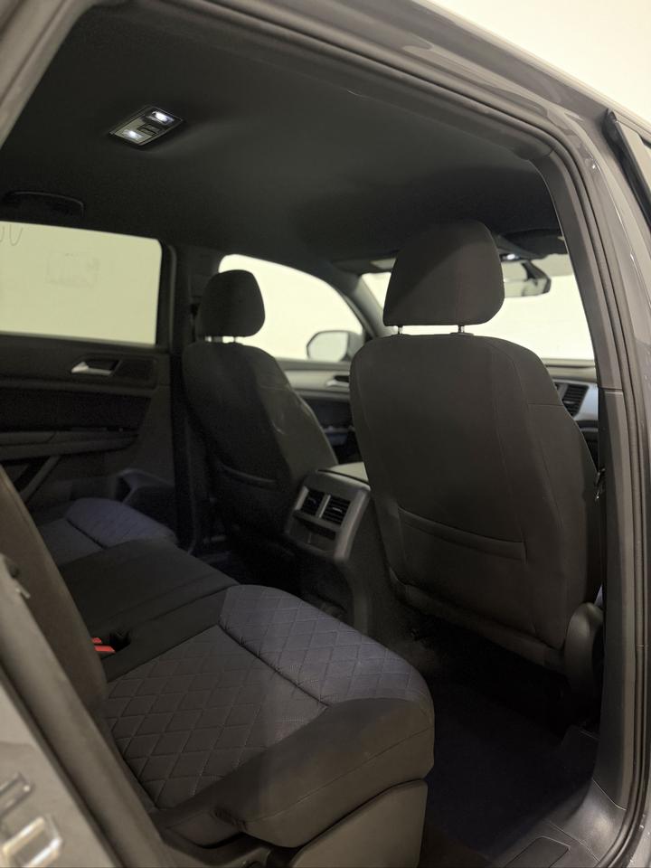 2020 Volkswagen Atlas Cross Sport Trendline Photo