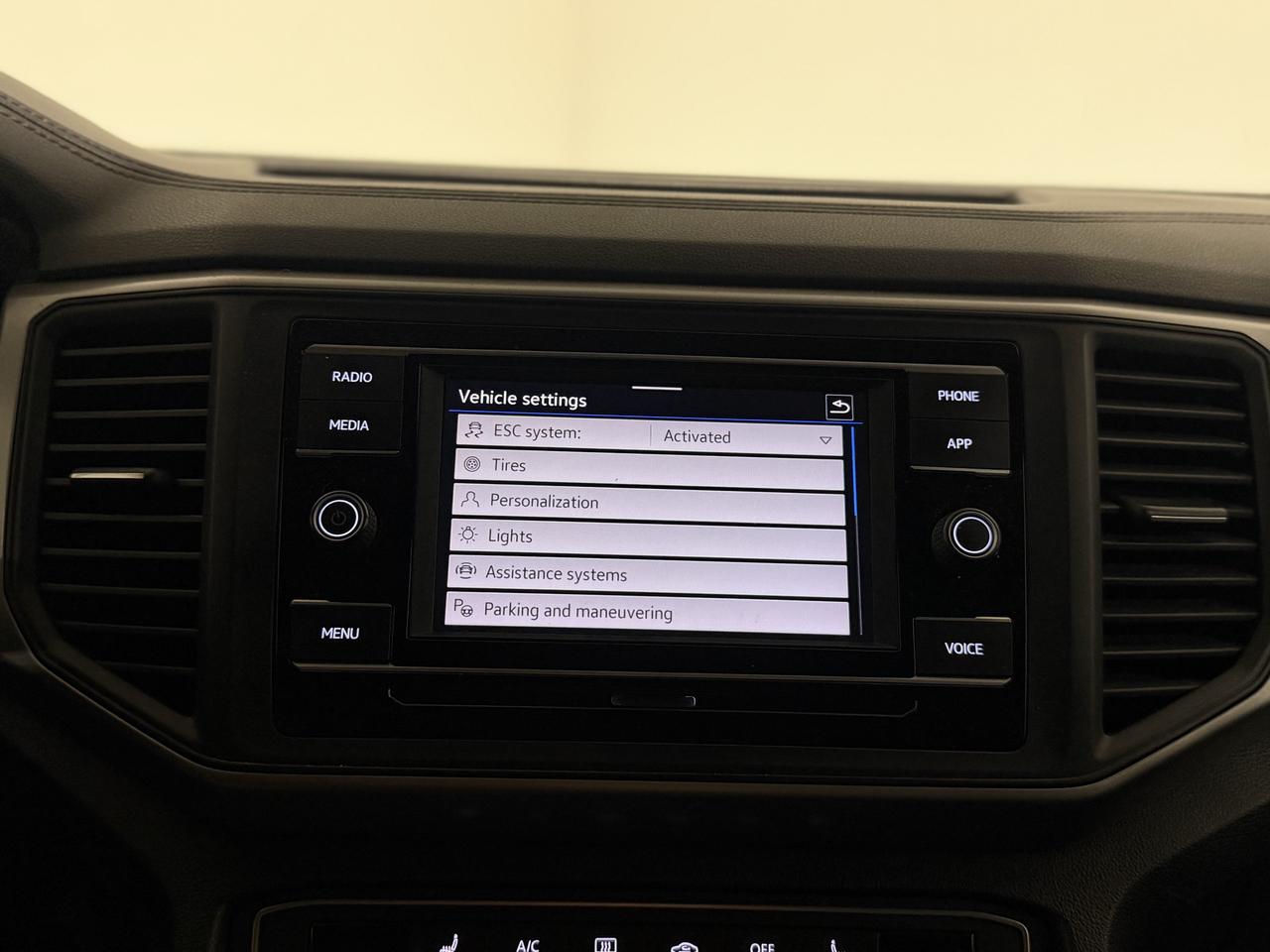 2020 Volkswagen Atlas Cross Sport Trendline Photo