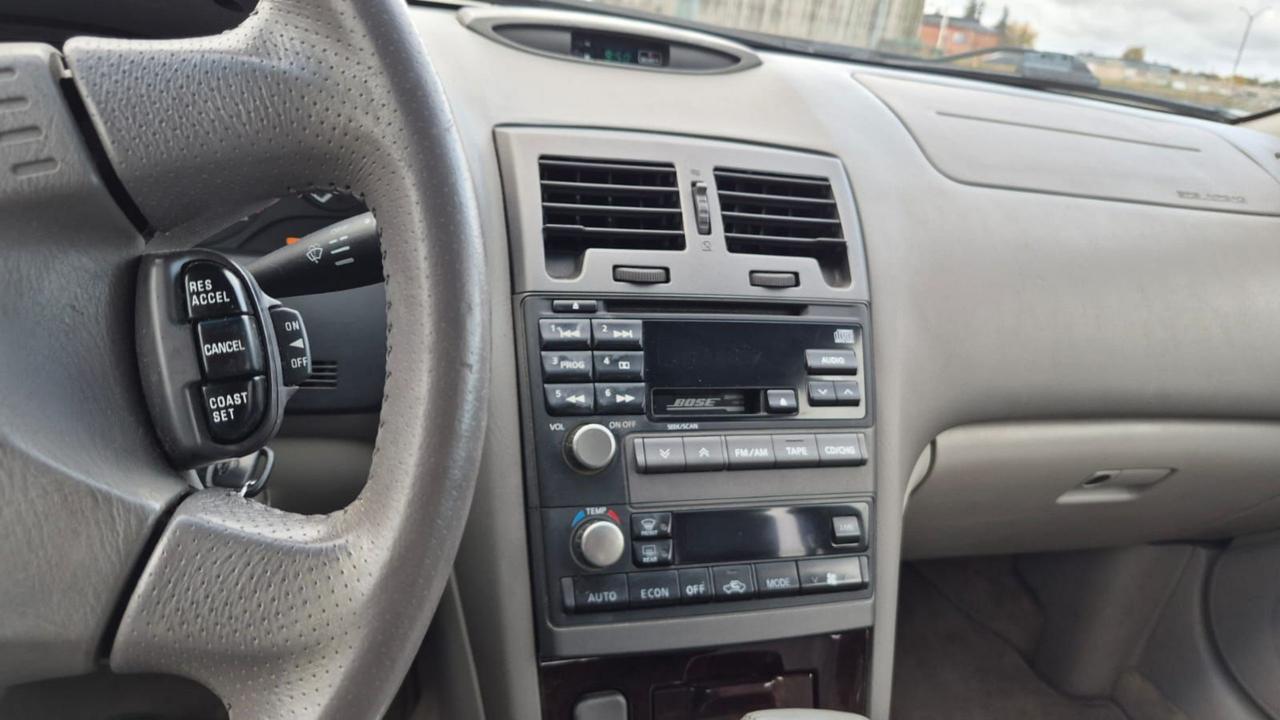 2000 Nissan Maxima GXE, FLORIDA CAR, WELL SERVICED, CERTIFIED Photo